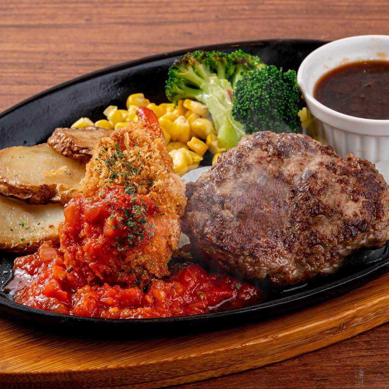 黒毛和牛ハンバーグとオマール海老のクリームコロッケ