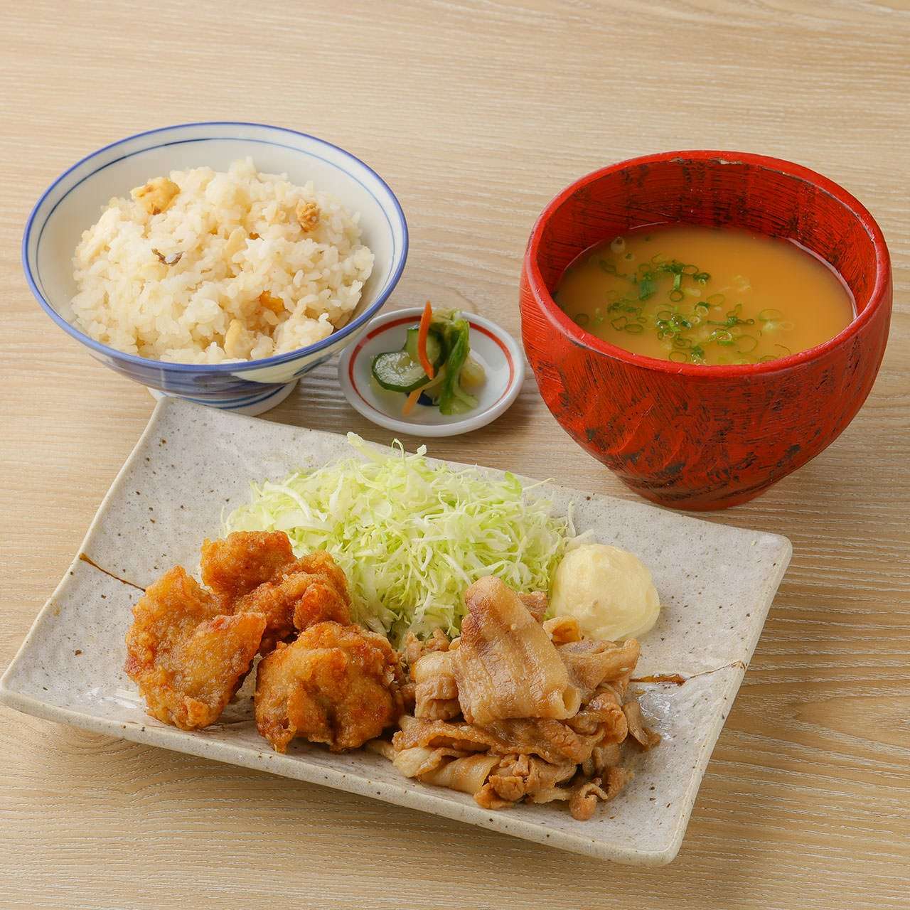 豚生姜焼きと東京醤油唐揚げ膳【鯛めし食べ放題付き】