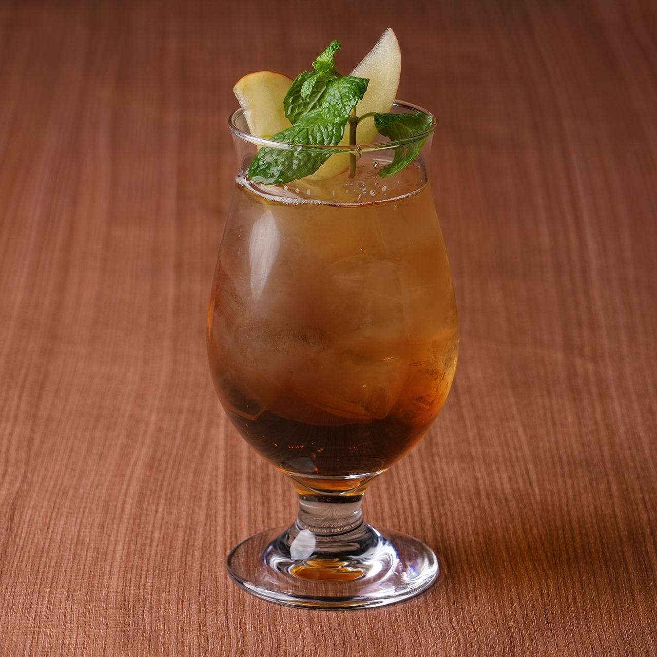 アップルティージンジャーフィズ