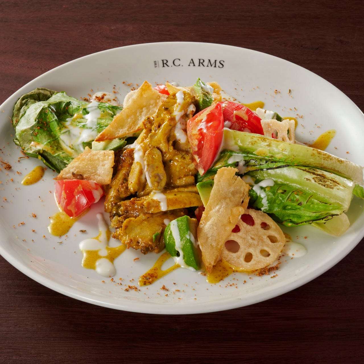 コロネーションチキンとロメインレタスのグリルサラダ