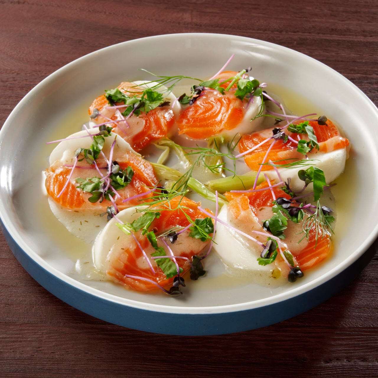 サーモンとカブのセビーチェ