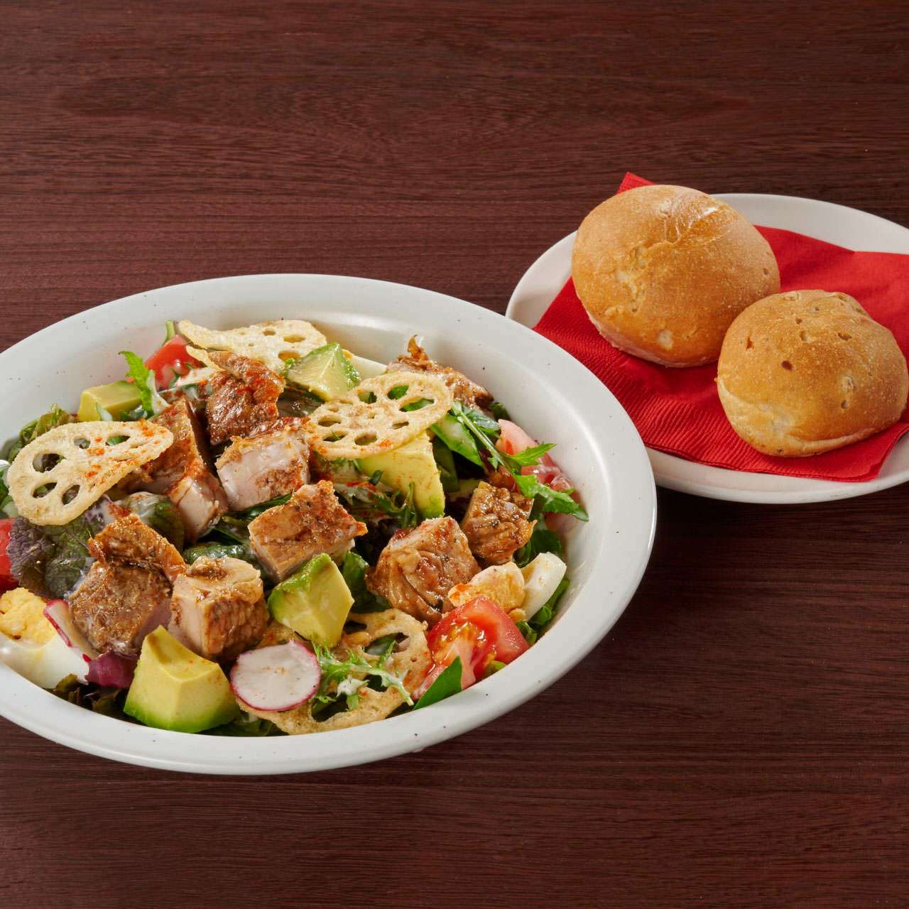 Chicken and 5-vegetable salad lunch