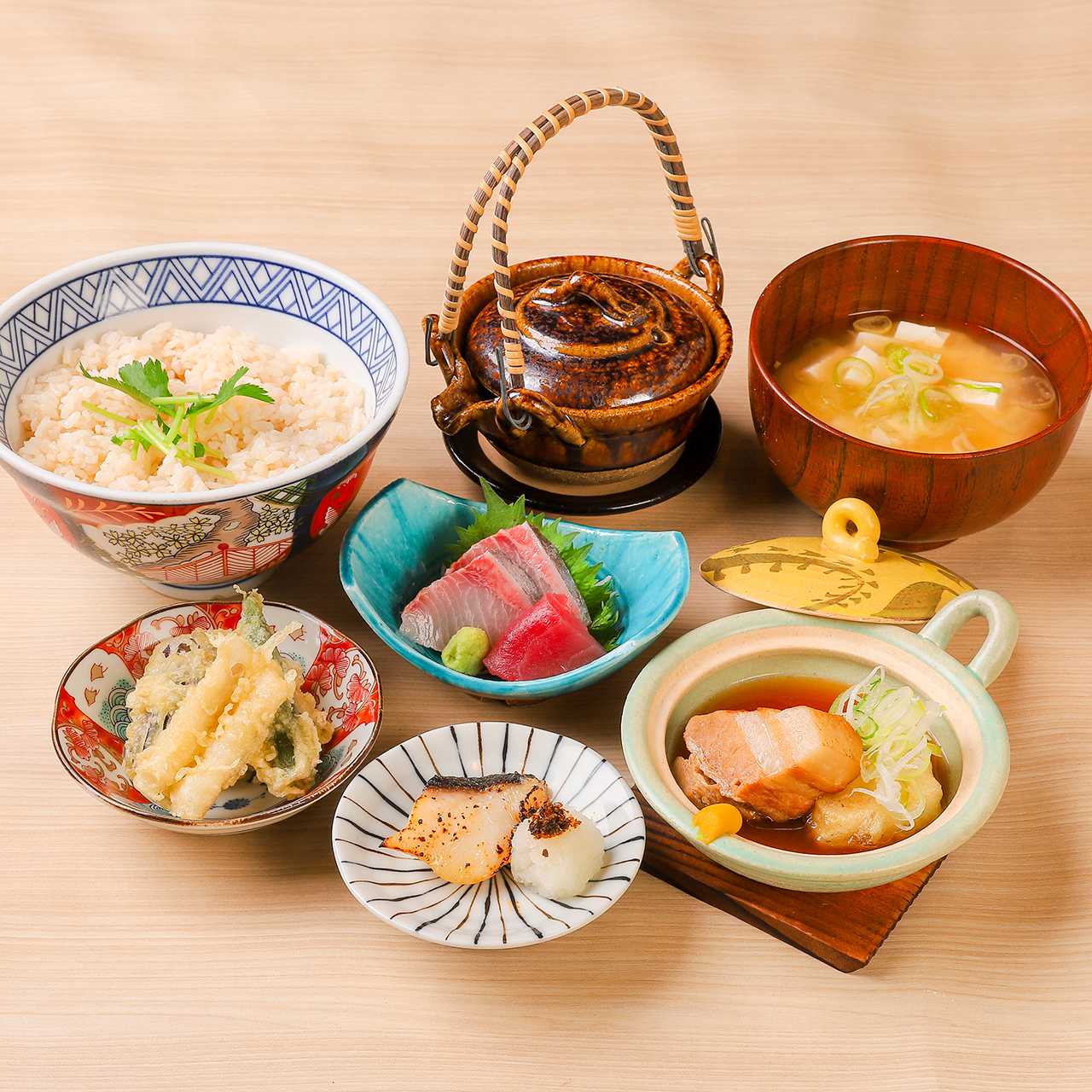 鯛魚飯無限量暢吃的“初夏海鮮套餐”
