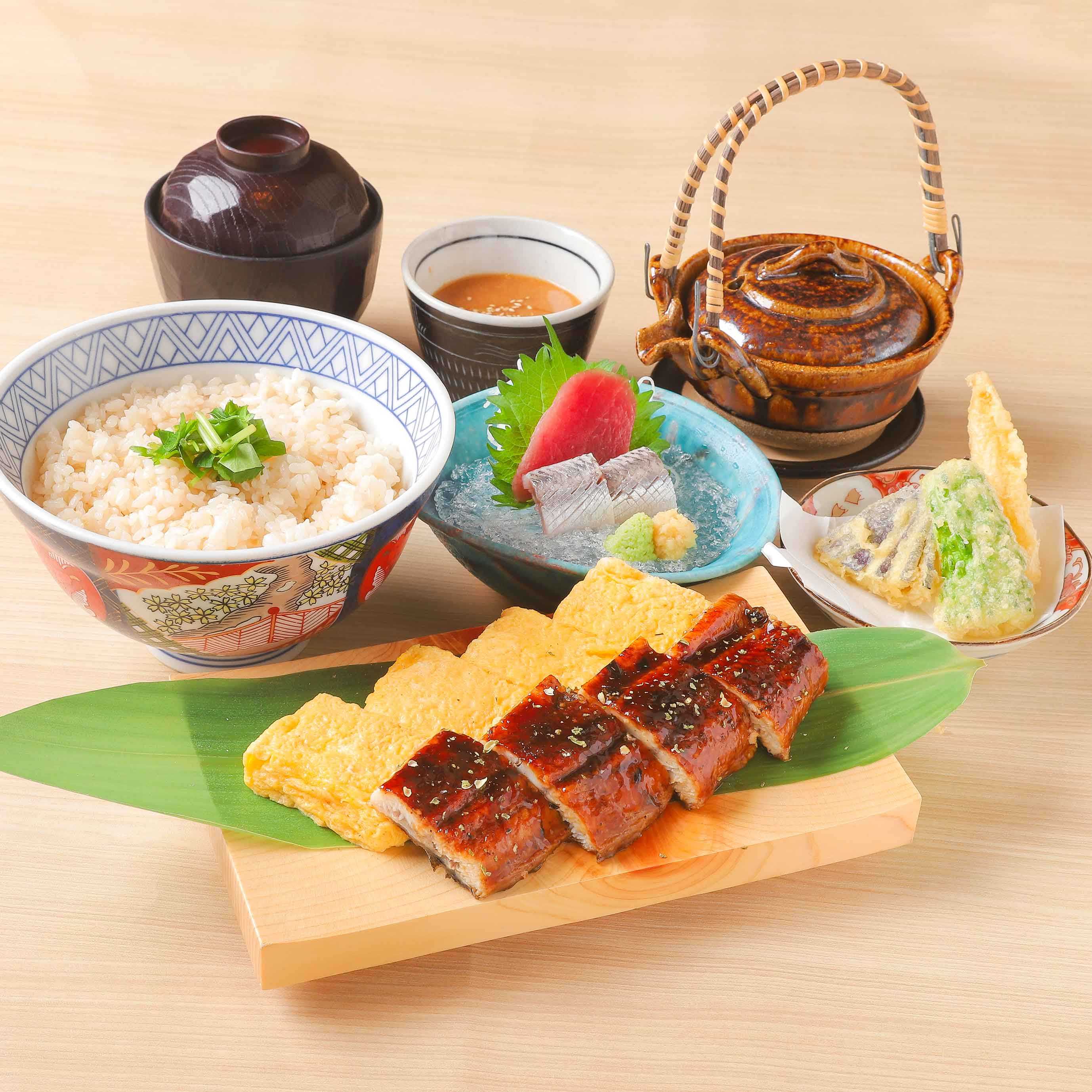 (From July 8th) "Eel, rolled egg and summer vegetable tempura set meal" with all-you-can-eat sea bream rice