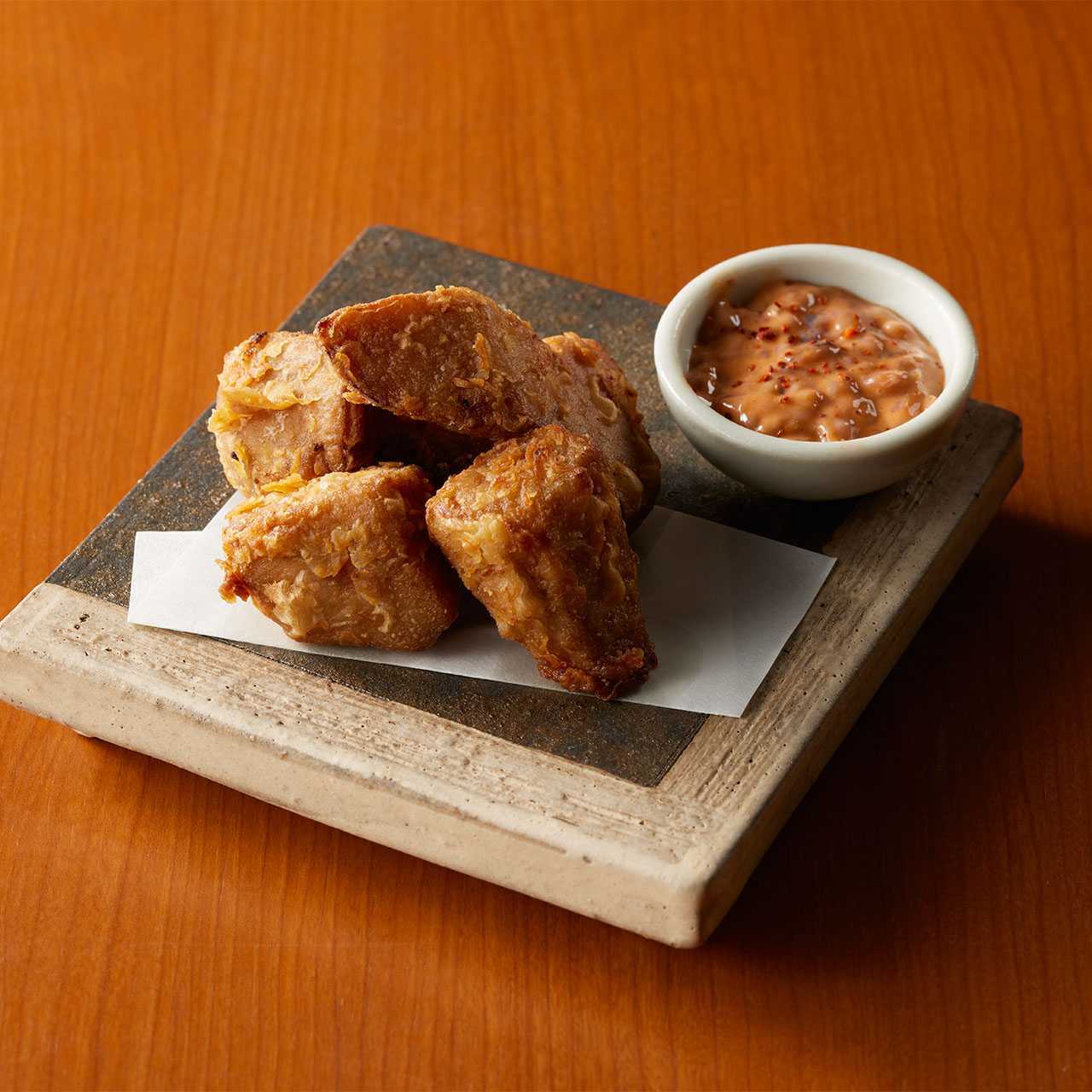 里芋の煮っころ揚げ　塩辛マヨネーズ　