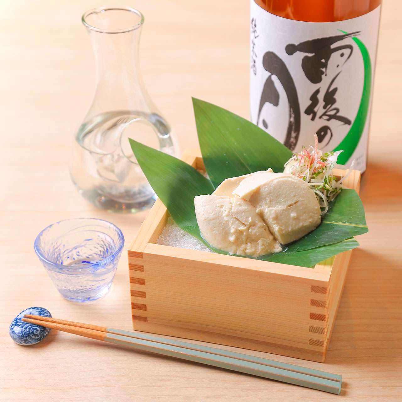 【搭配清爽的酒】～搭配口感乾爽、平和、爽口的「淡玲辛口」酒～