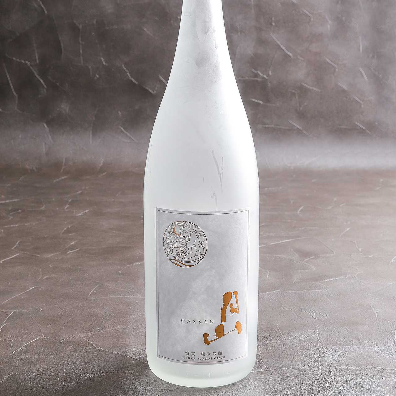 Izumo Gassan Cool Summer Junmai Ginjo
