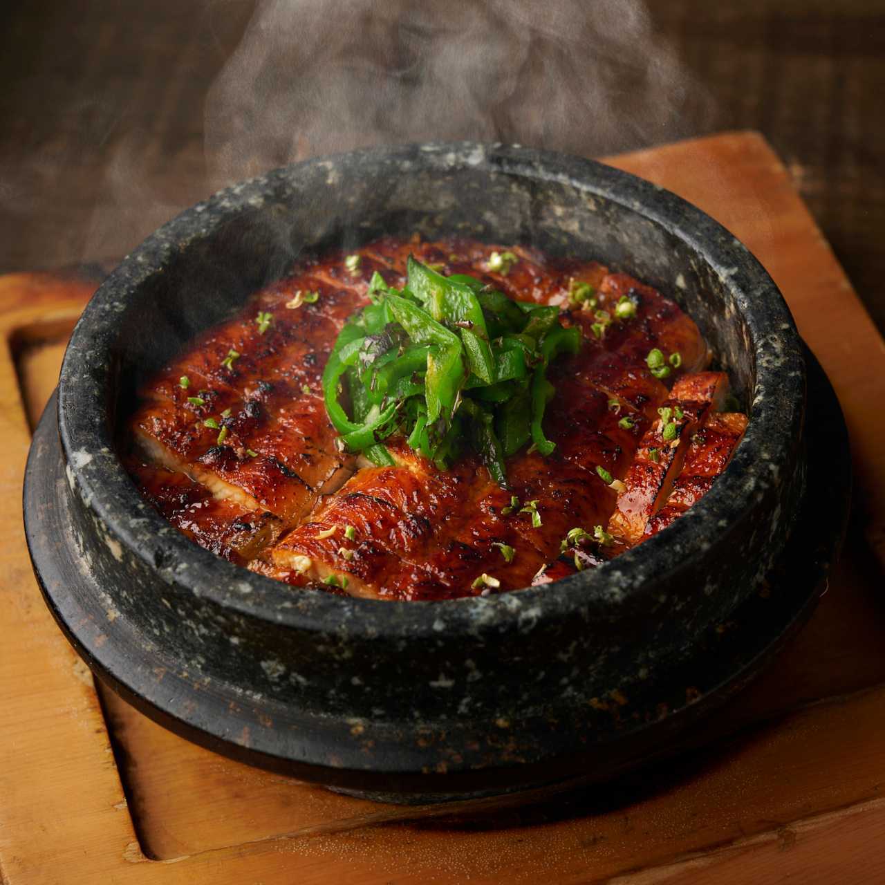 鰻青山椒焼き・炙り万願寺唐辛子　石釜炊き込み飯　～出汁茶漬け付き～