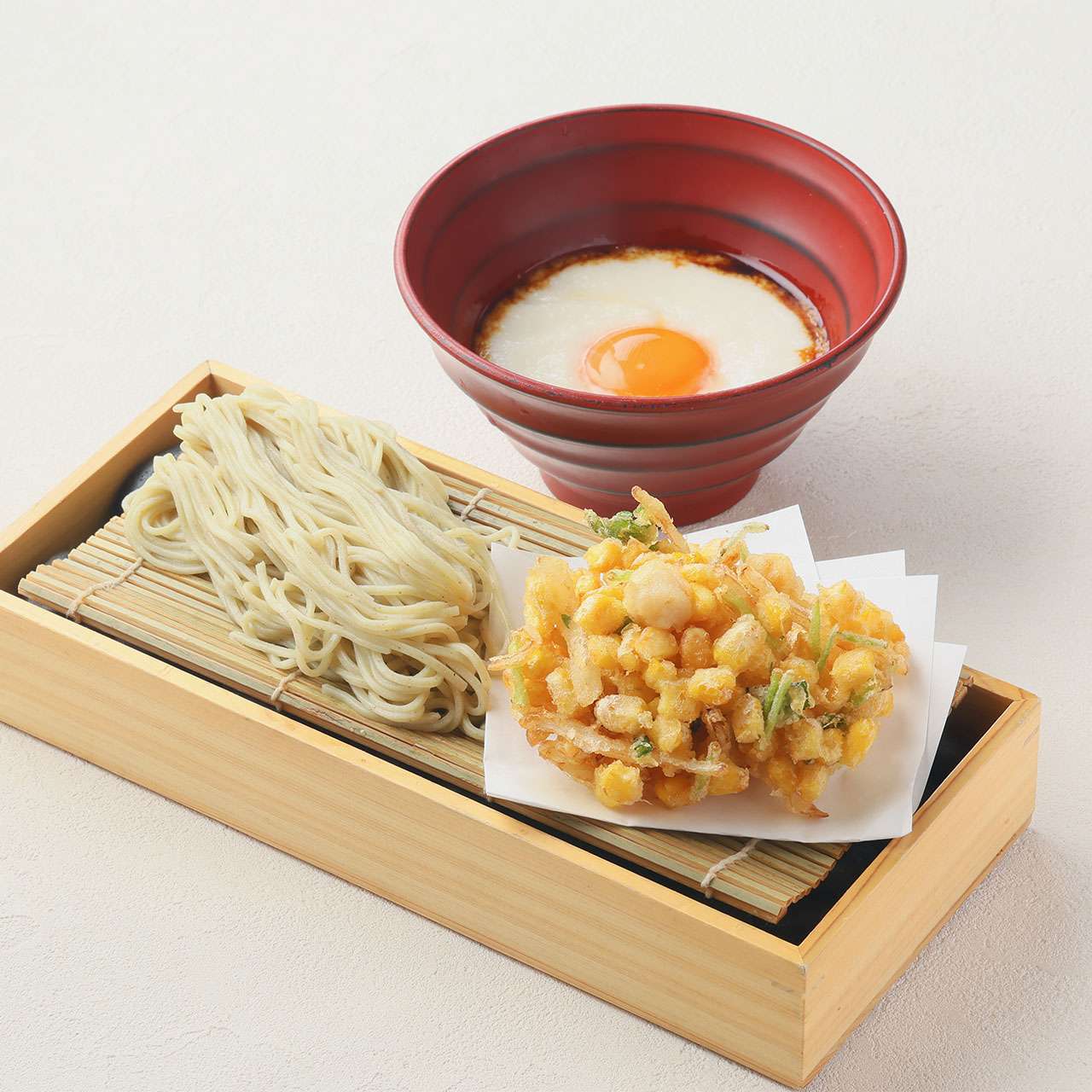 冷やしとろろそばと小柱と玉蜀黍かき揚げ膳