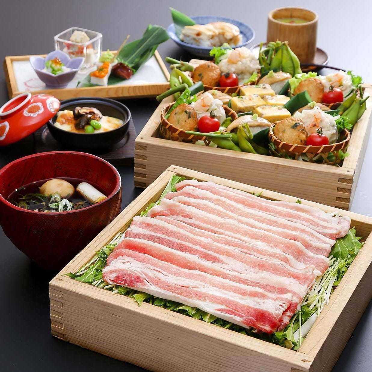 享受食材自然美味的夏季“吟釀清蒸懷石料理（京都豬肉）”