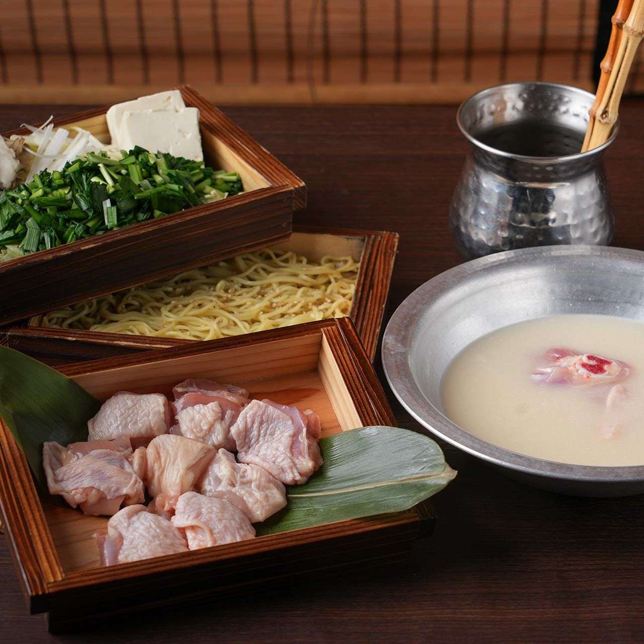 大山どりの焼きニラ水炊き