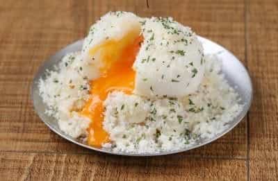 半熟卵とパルメザンのポテトサラダ