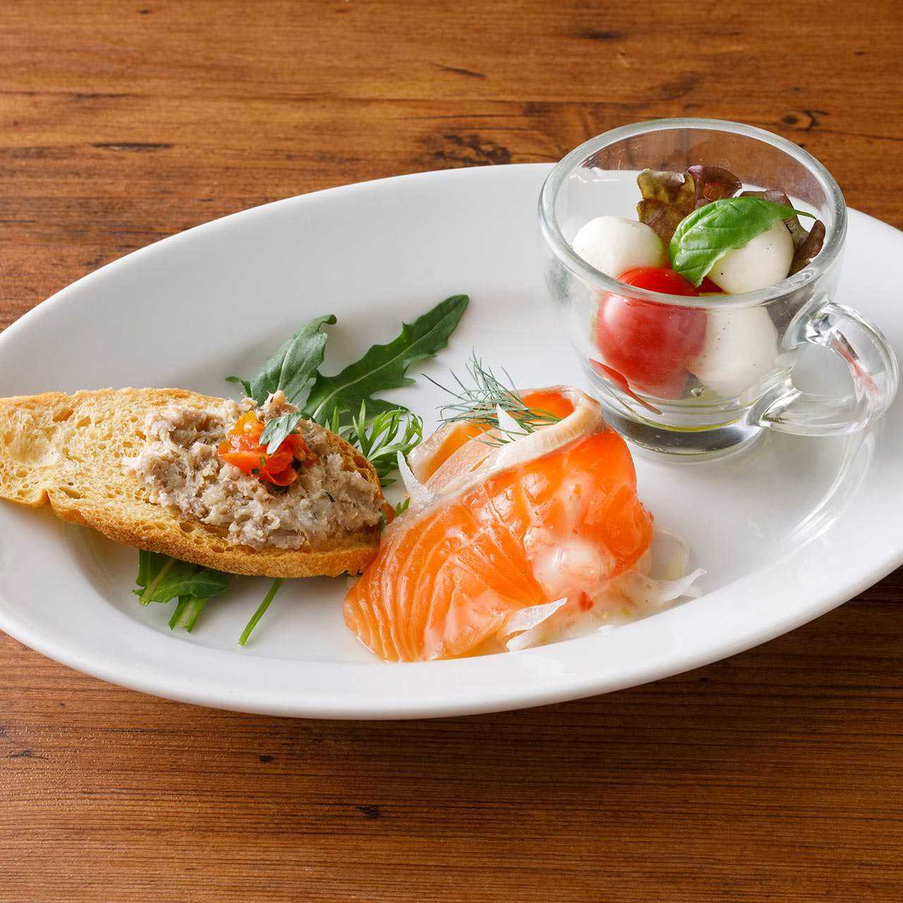 名物4選べる前菜盛り合わせ