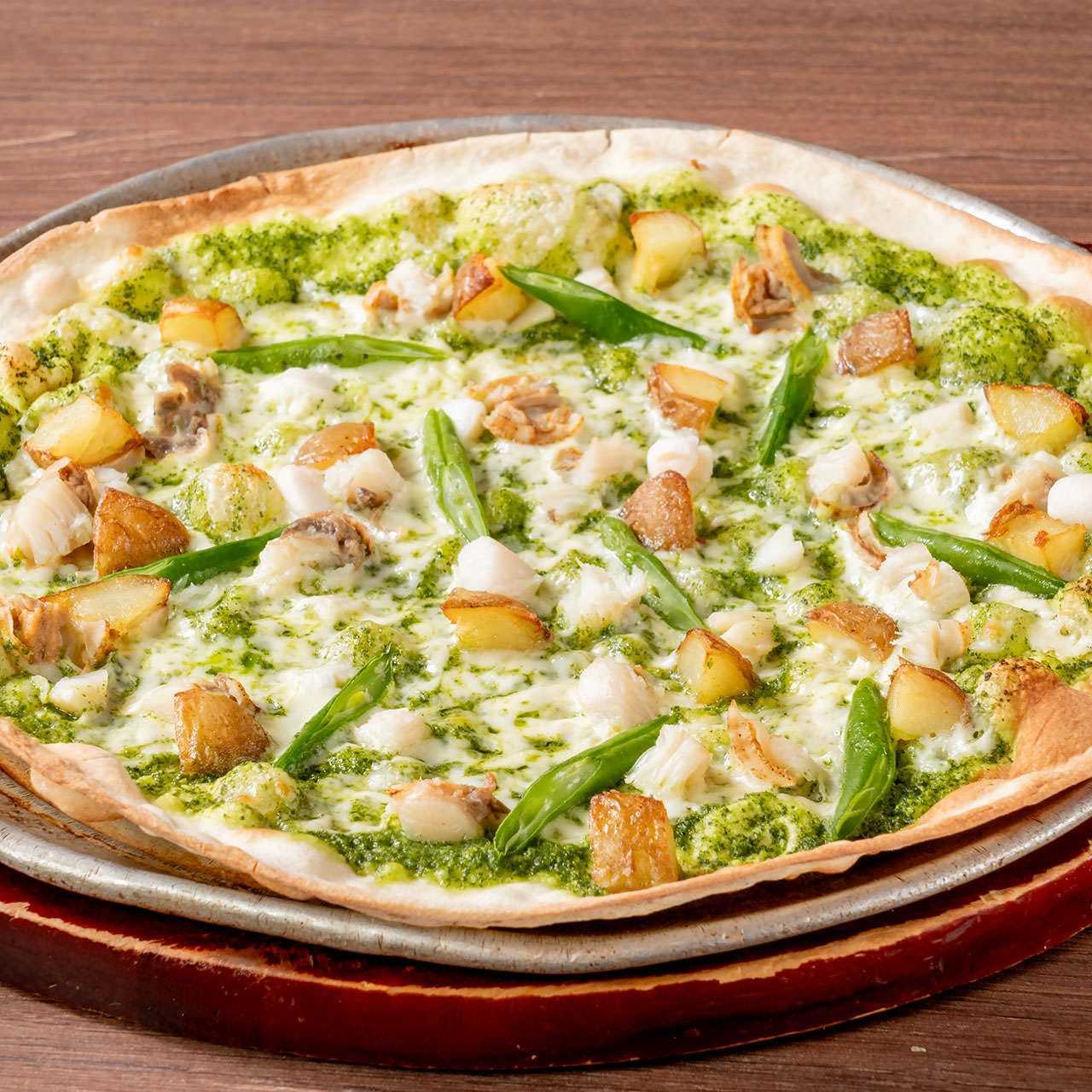 ホタテと小柱、じゃがいものジェノバソース