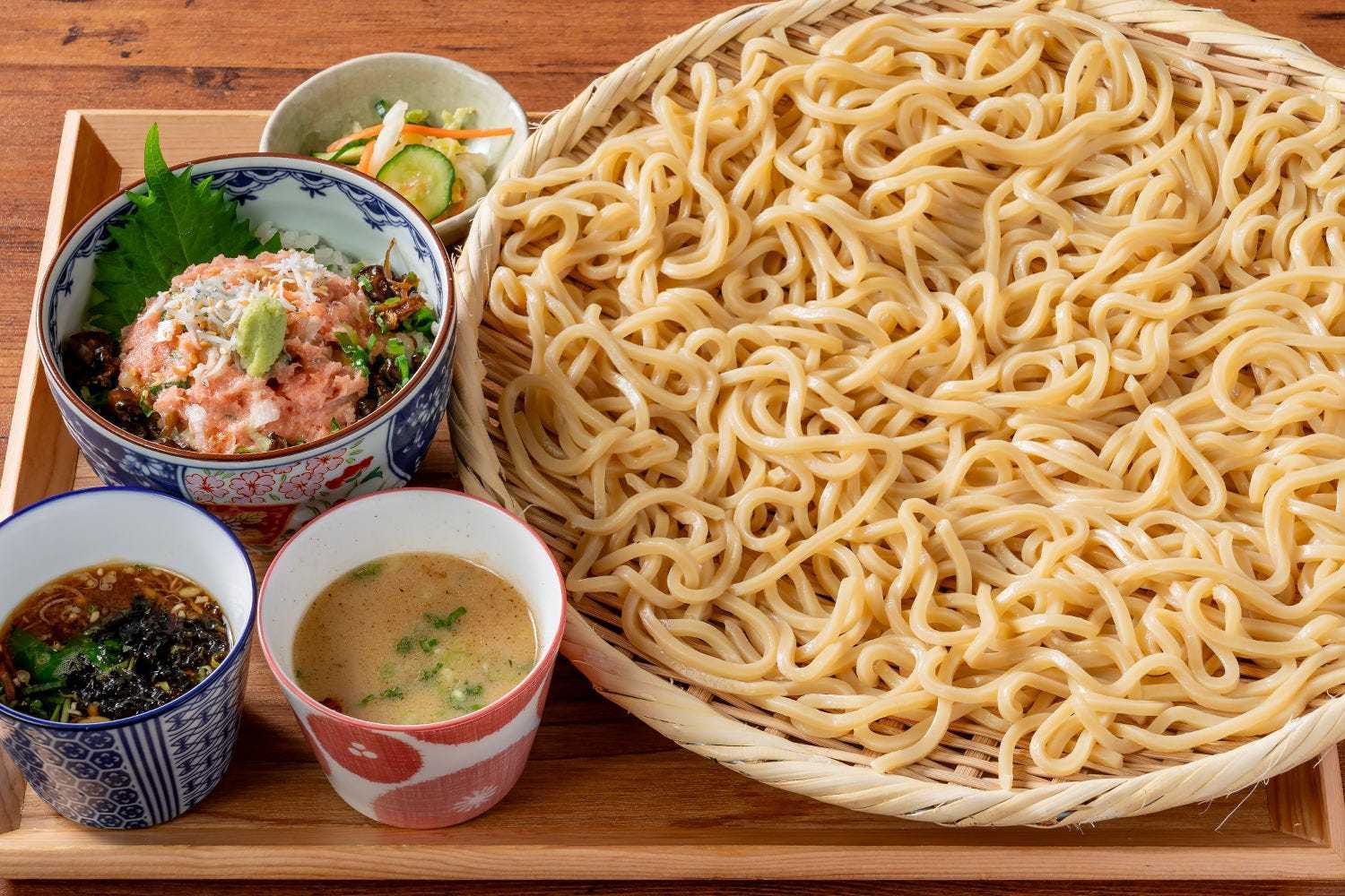 봉오리 츠케멘 네기트로 덮밥 세트