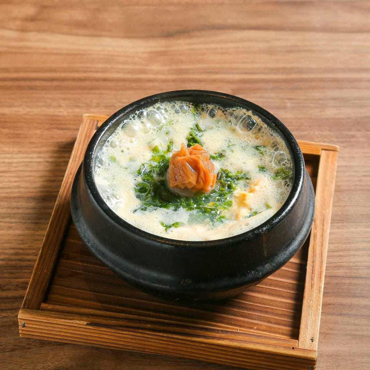 Plum and seaweed rice porridge