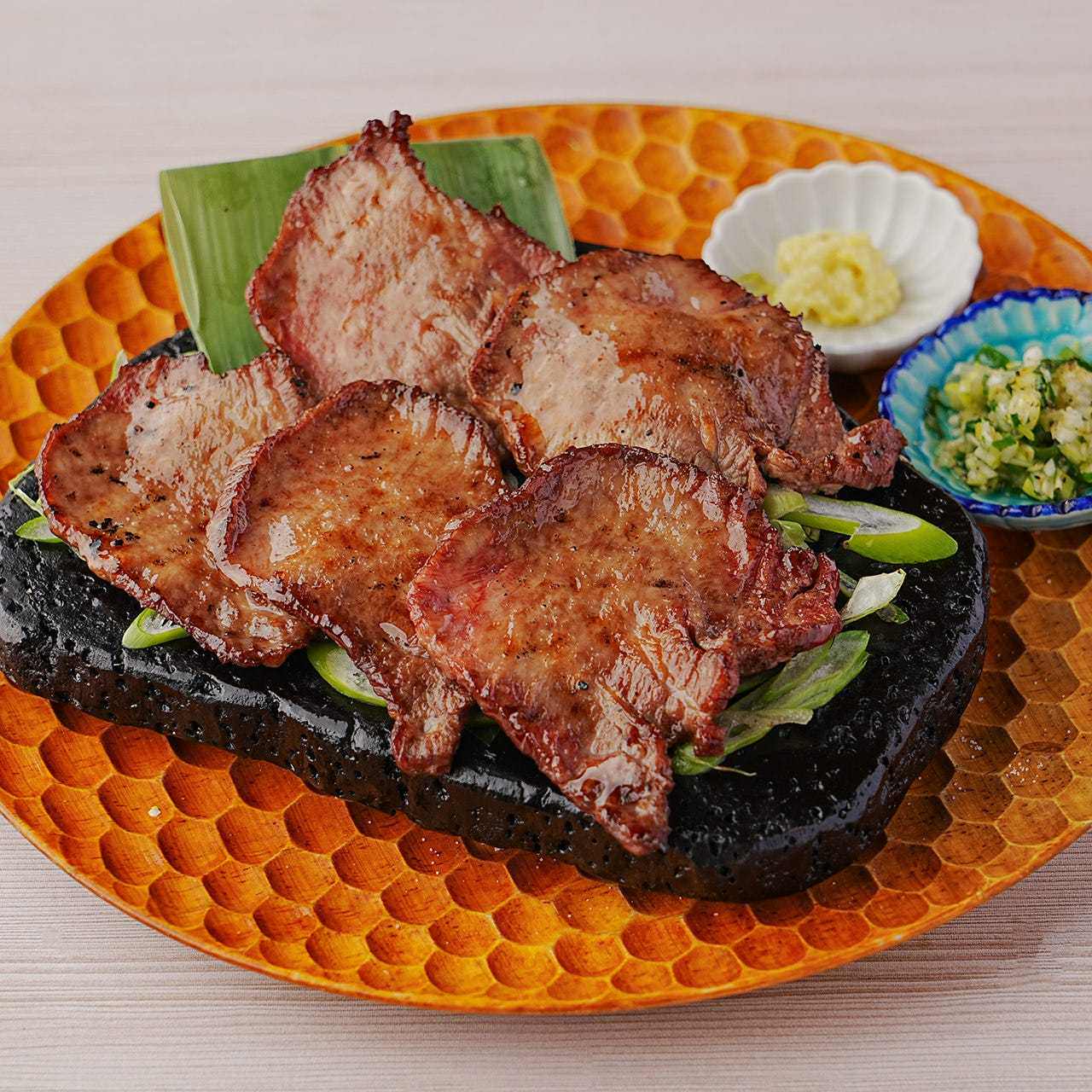 Grilled beef tongue