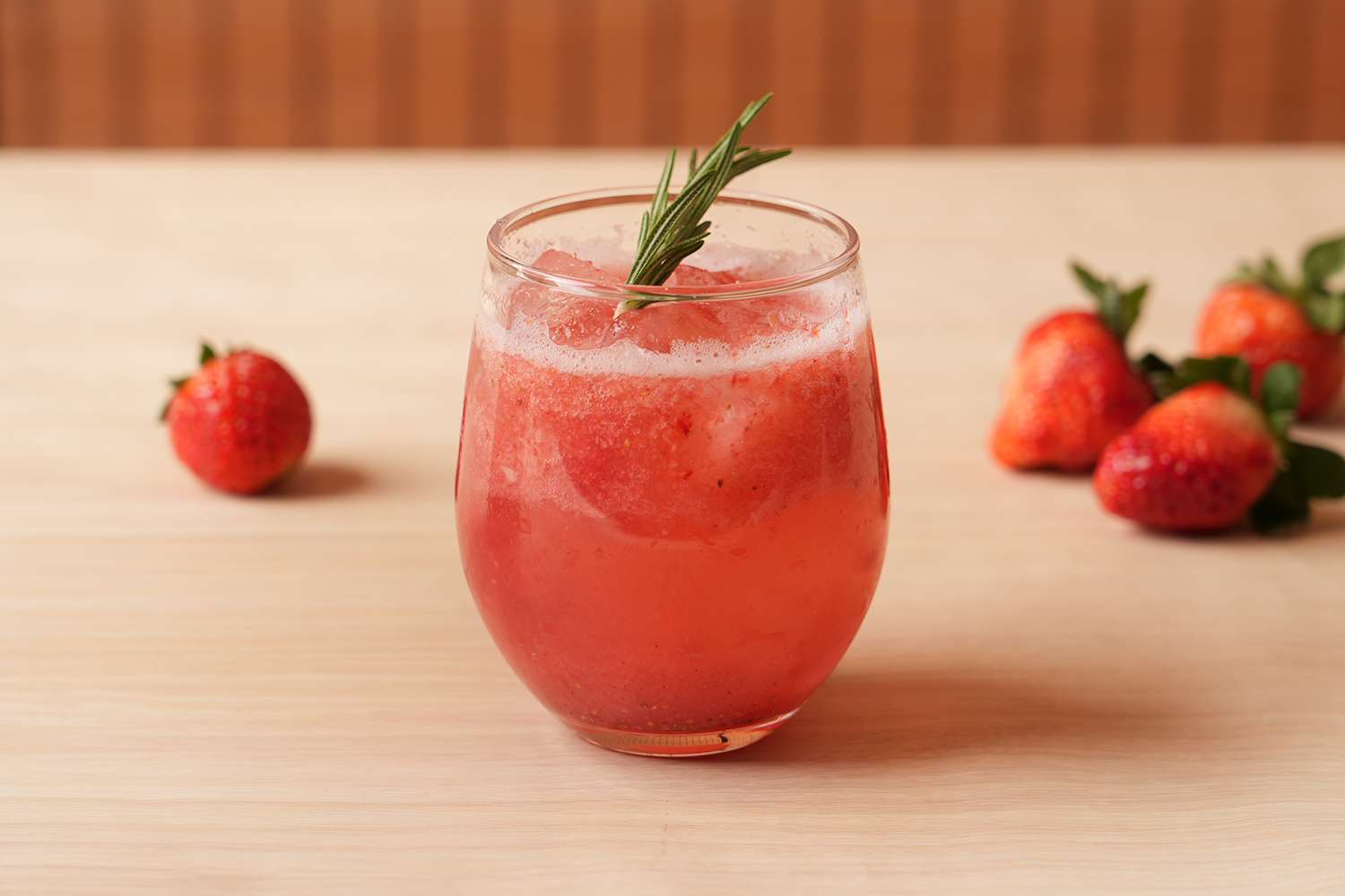 あらごし苺サワー