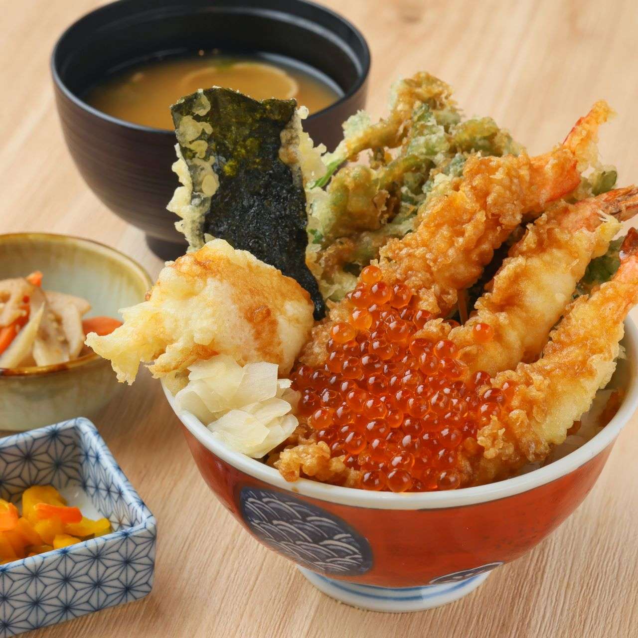 いくら海老天丼　3本