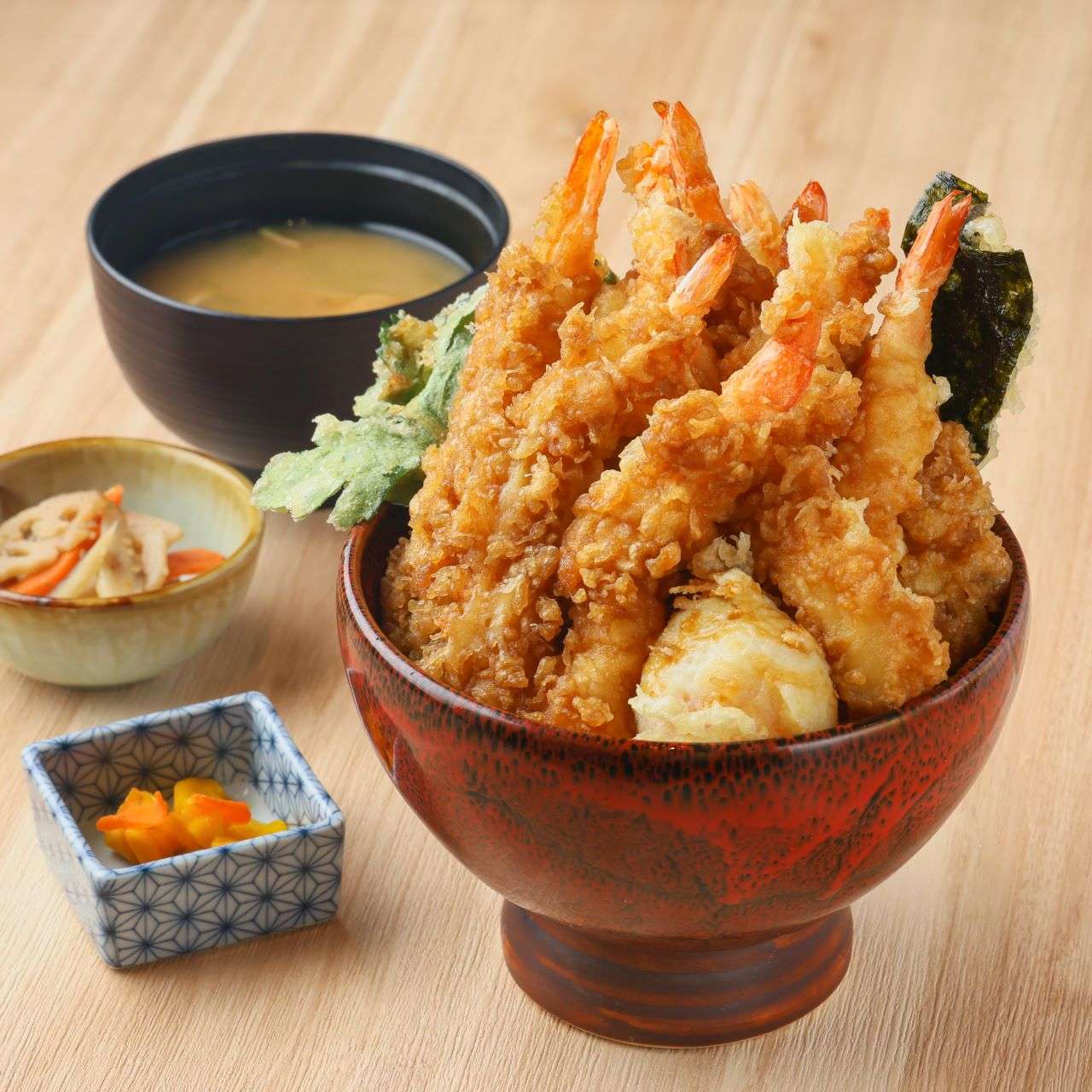 海老〈特盛り〉天丼　10本