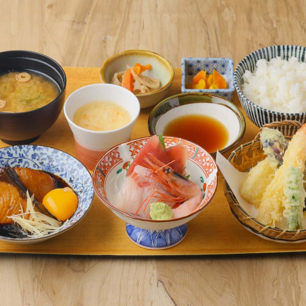  『選べる3種のおかず』　一汁五菜膳