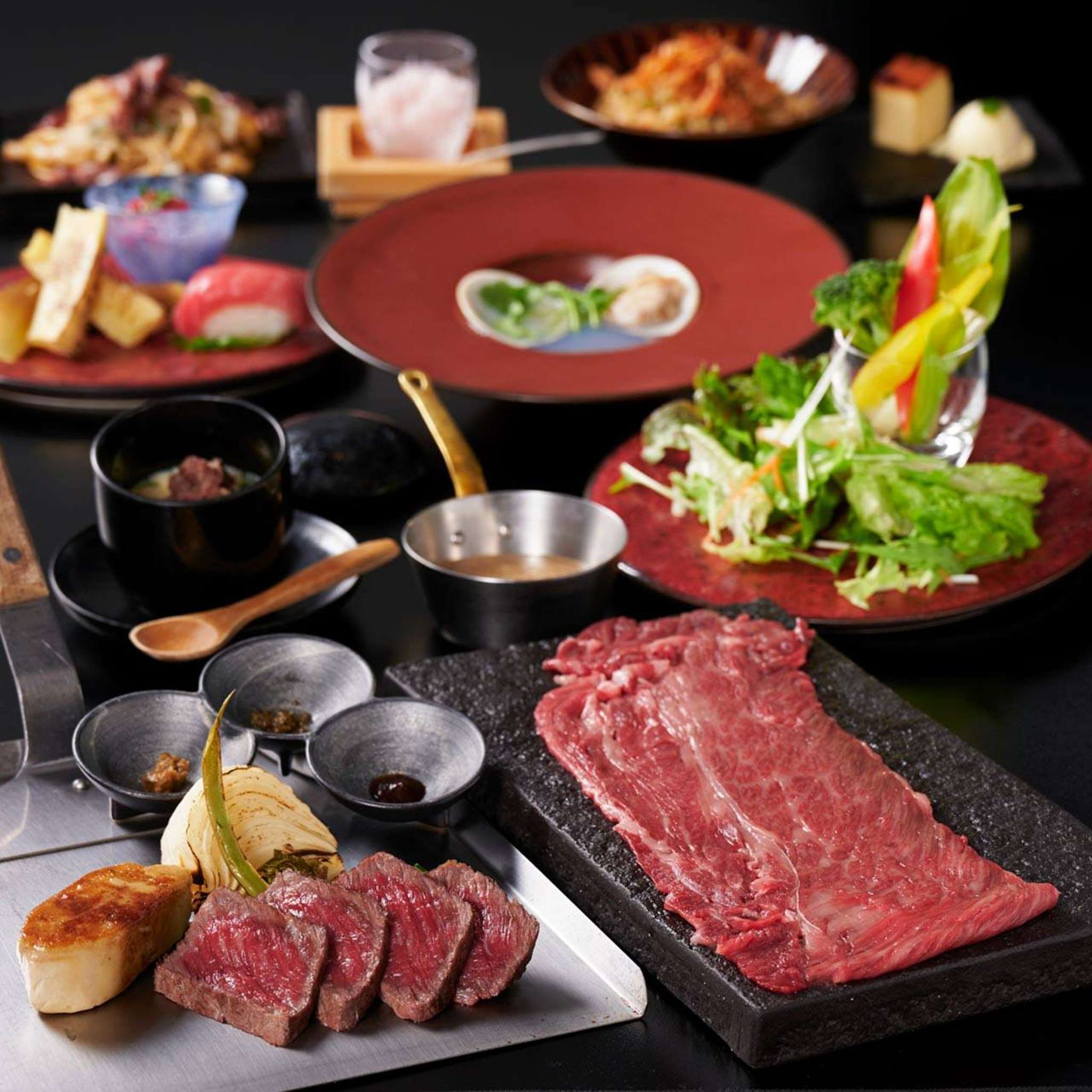 【春麗（しゅんれい)】神戸牛焼きしゃぶ×黒毛和牛と鮑ステーキを愉しむ鉄板和食コース