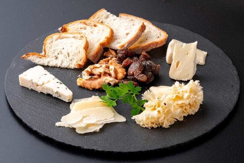 チーズ盛り合わせ