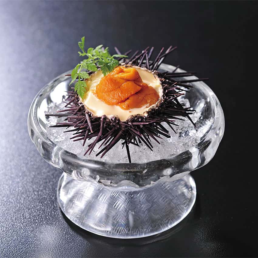 生雲丹をのせたウニプリン