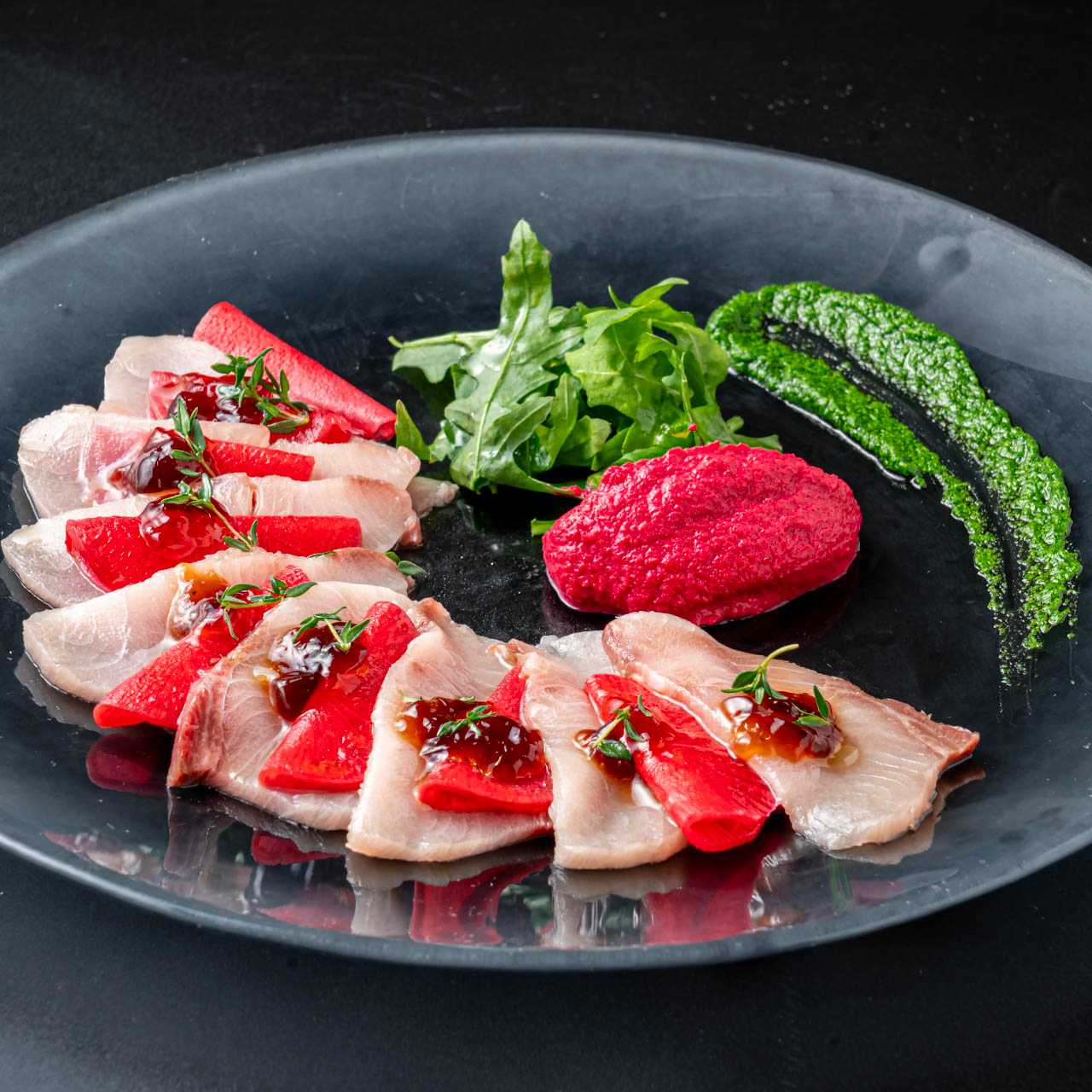 ブリと紅くるり大根のカルパッチョ “ポン酢ジュレソース”