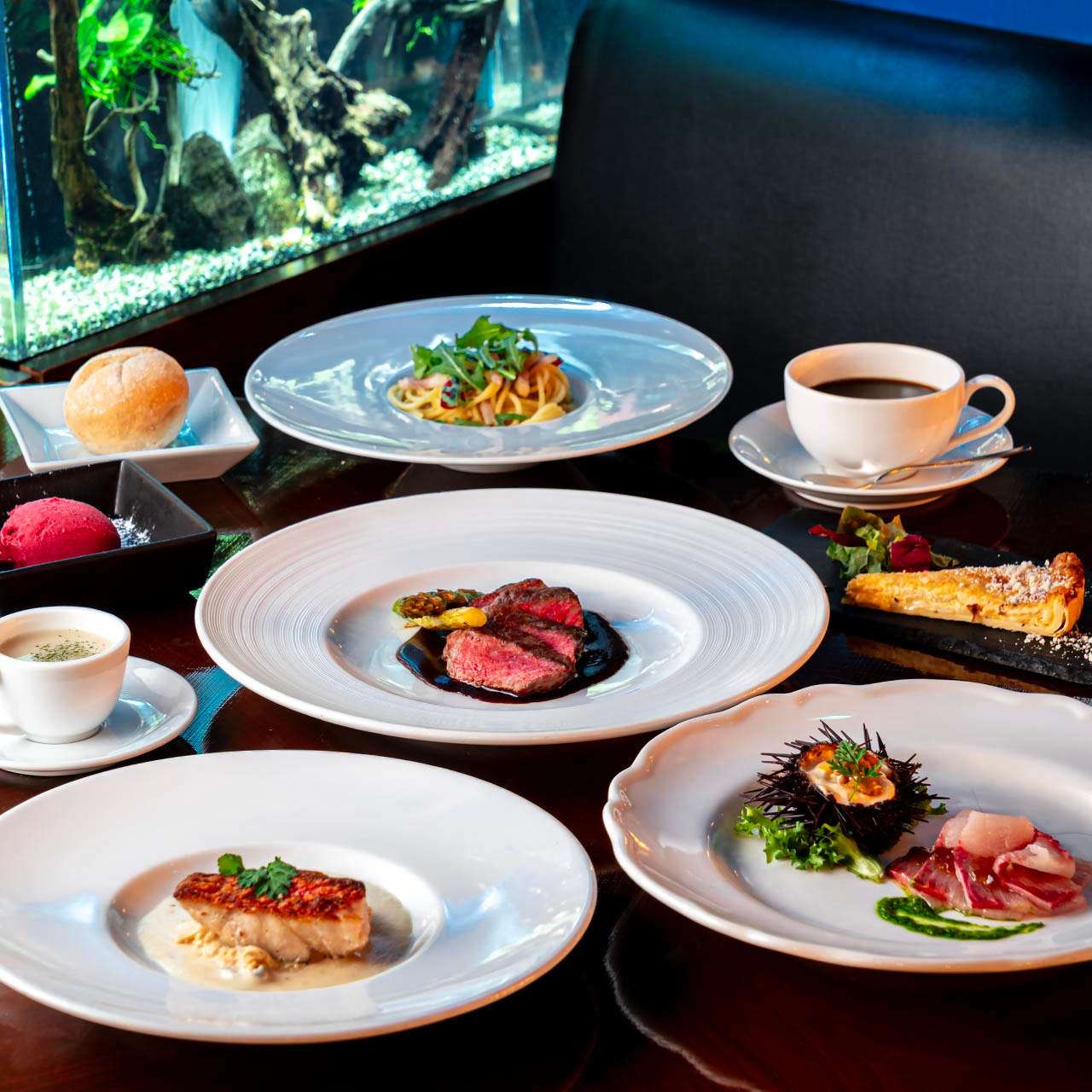 フィナーレコース　～感謝の気持ちを込めて～　黒毛和牛のグリルなど全7品 8,000円(税込)