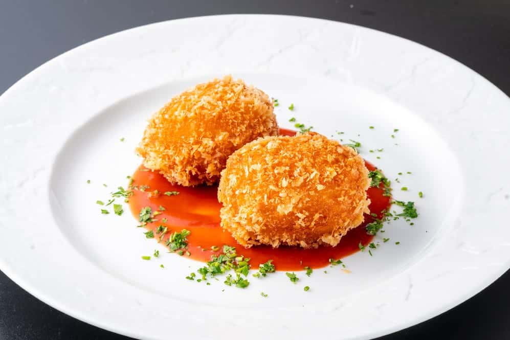 ・ 【カニクリームコロッケ　トマトトマトソース2個】