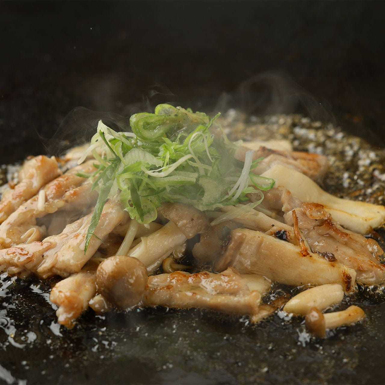 鶏せせりときのこの柚子胡椒焼き