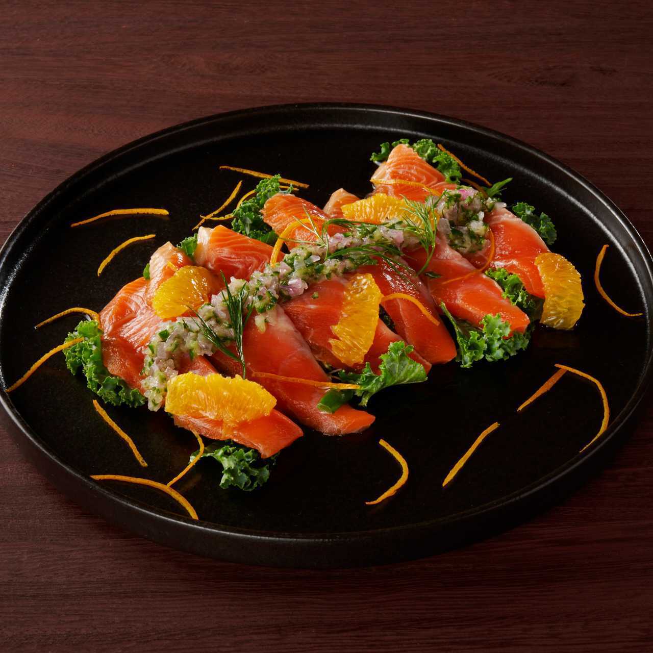 八幡平サーモンのカルパッチョ　ビネグレットソース