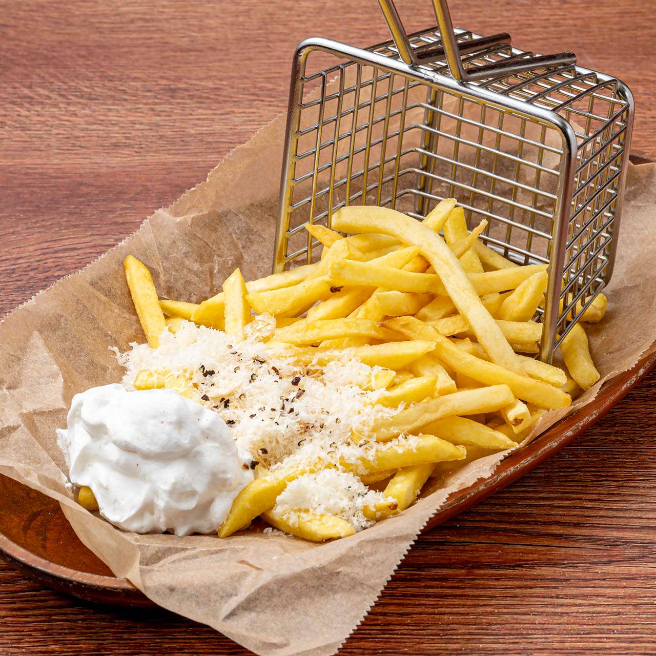 こぼれポテトフライ やみつき！醤油バターホイップ