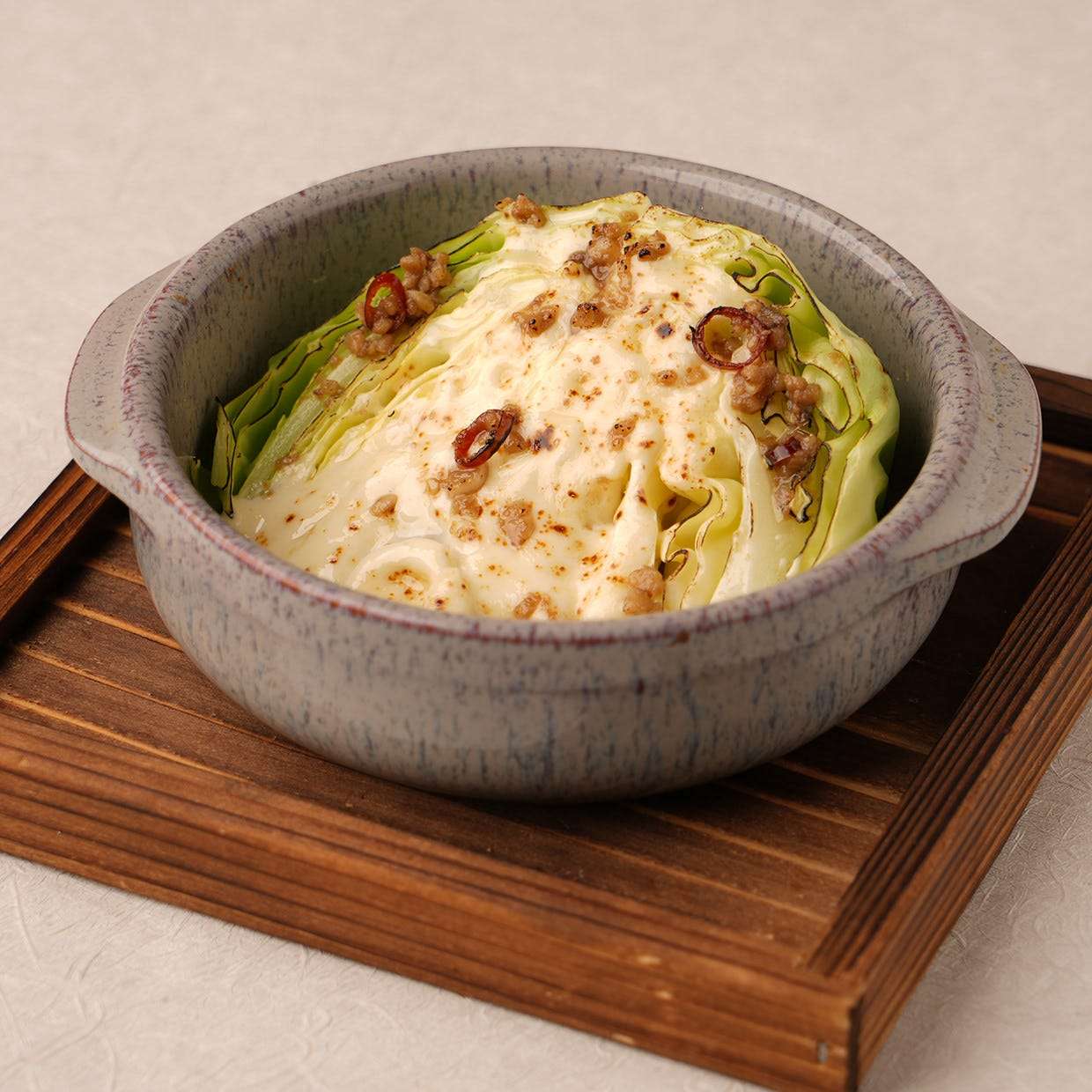 春キャベツのアンチョビチーズ焼き