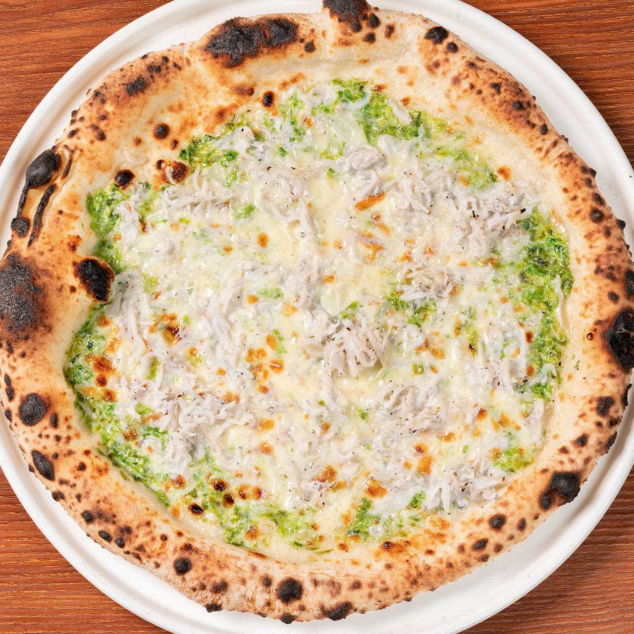 釜揚げしらすと青のりのピッツァ