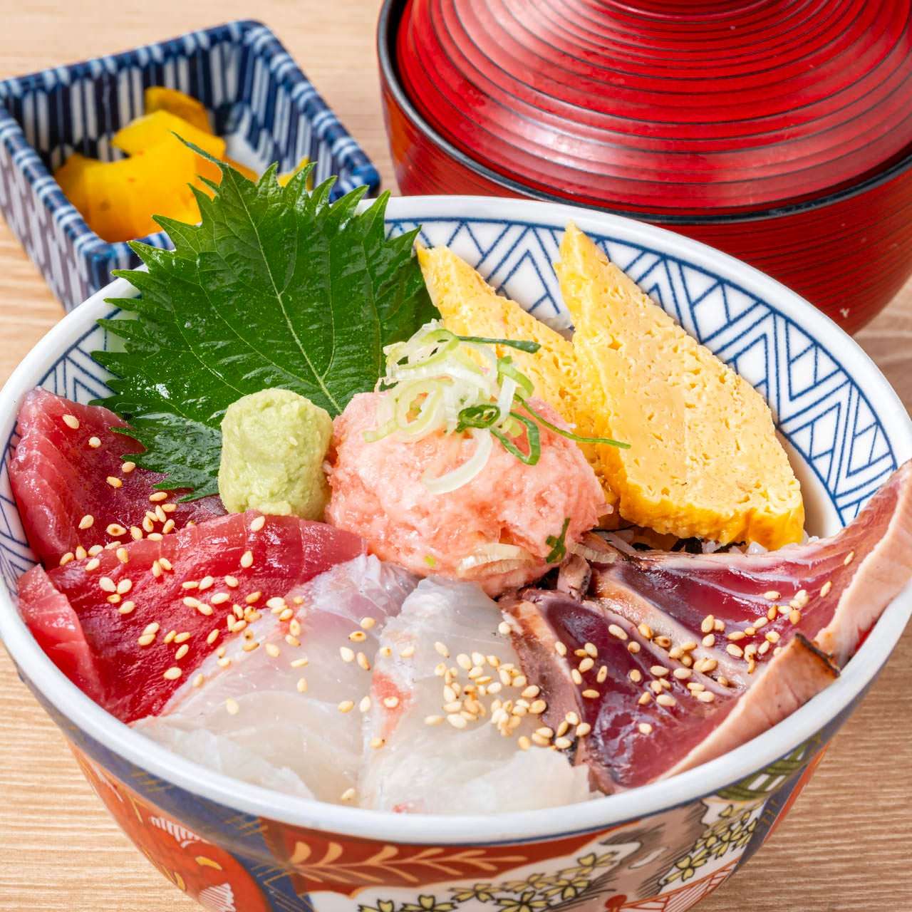 三色丼