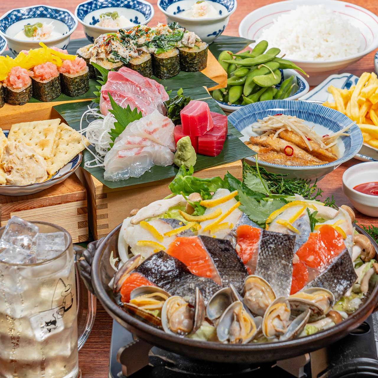 【昼・冬宴会】飲放２時間付き４０００円　刺身３種盛合せと鱈と鮭の塩ゆず陶板蒸しなど10品