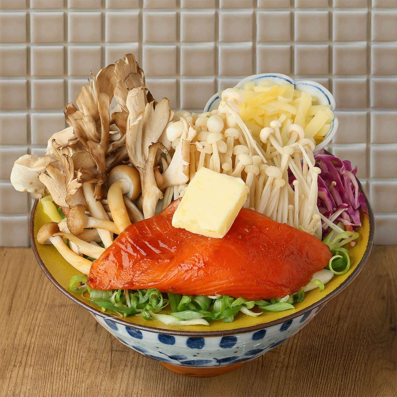 秋鮭ときのこの味噌バターもんじゃ