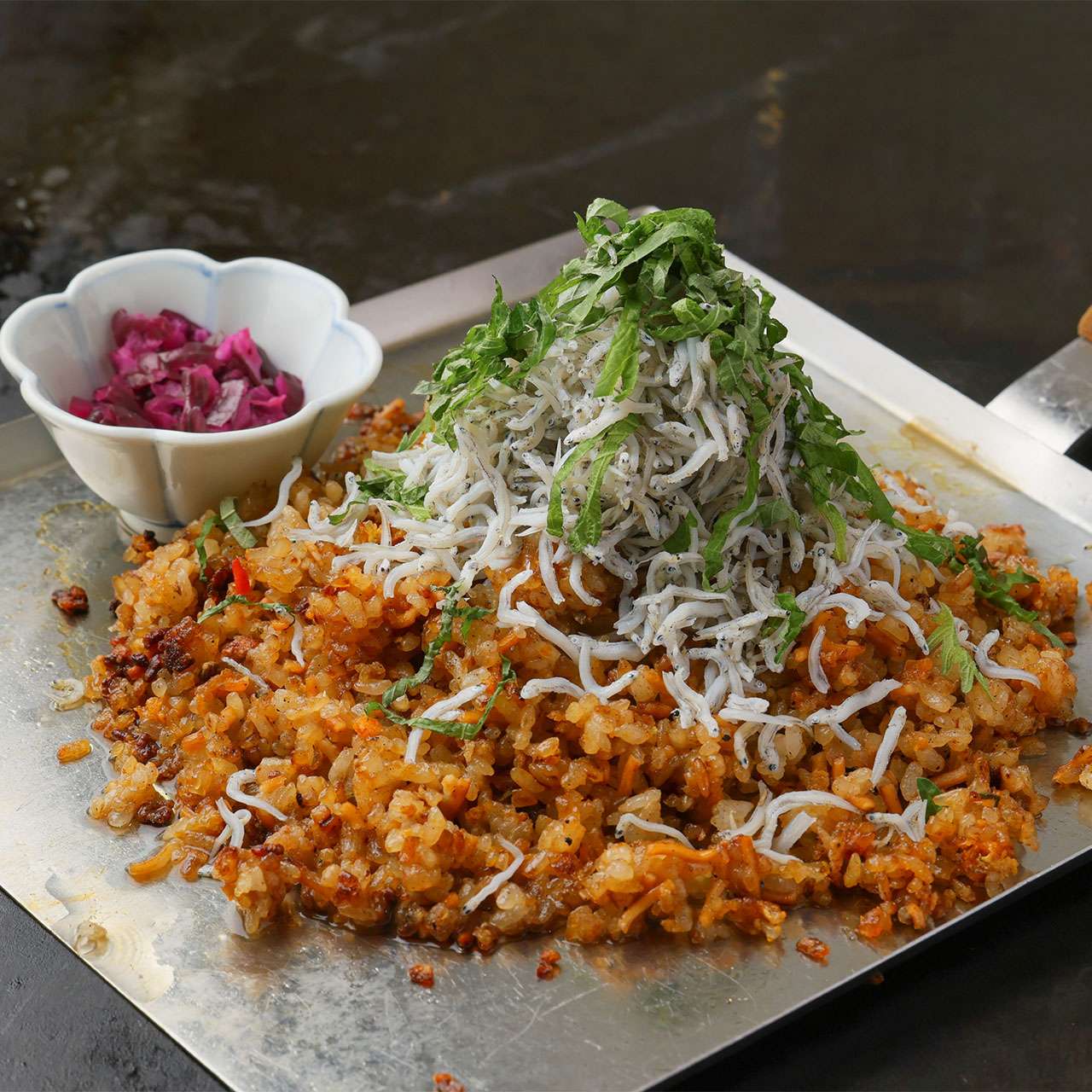 たっぷりしらす炒飯