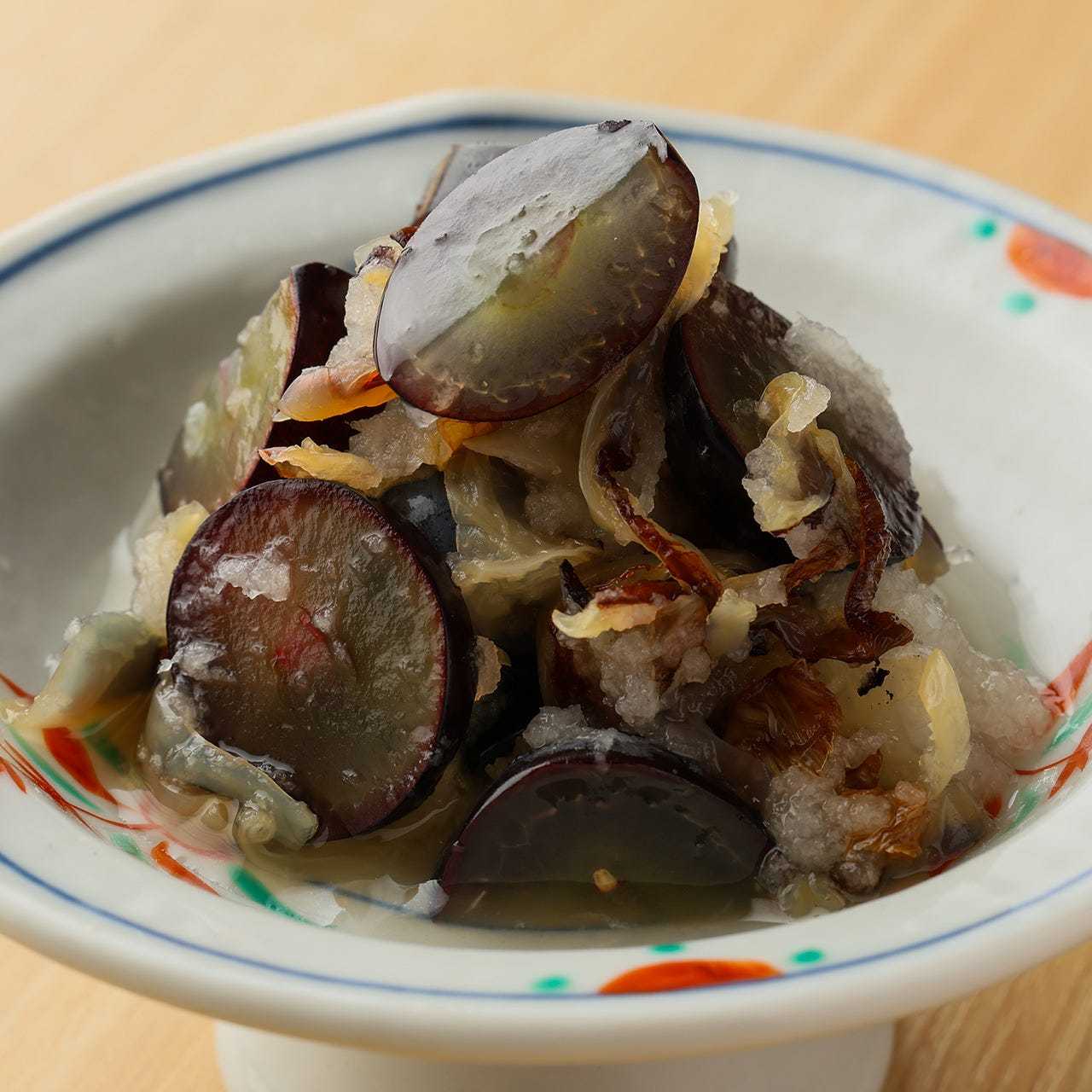 Ariake jellyfish and Kyoho grapes tossed with shaved ice