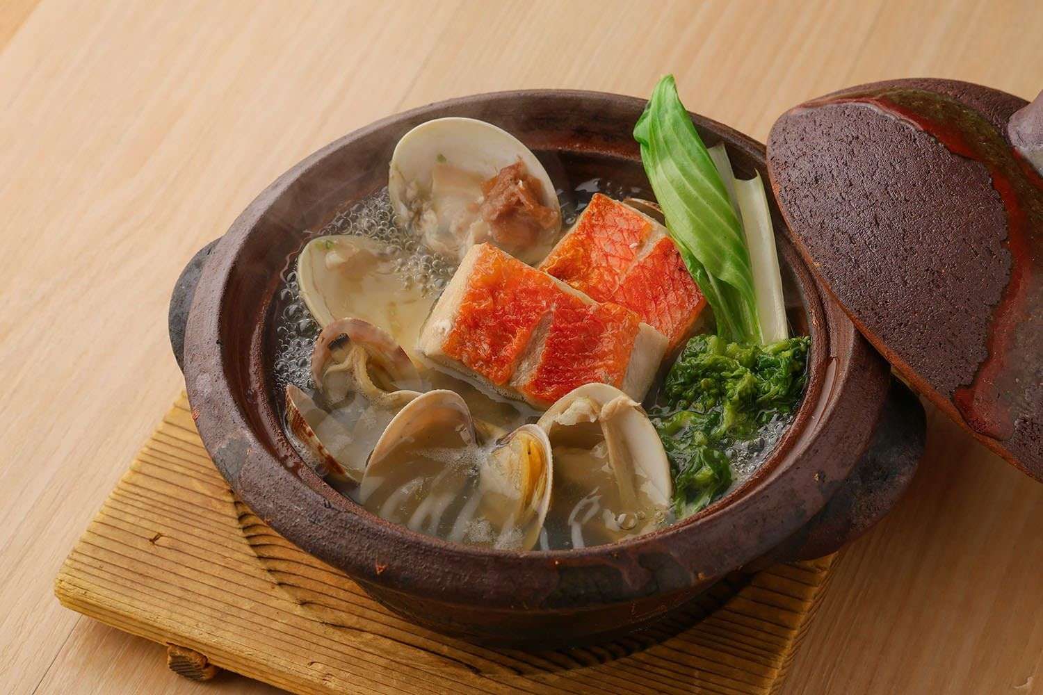 ★金目鯛と蛤の酒蒸し