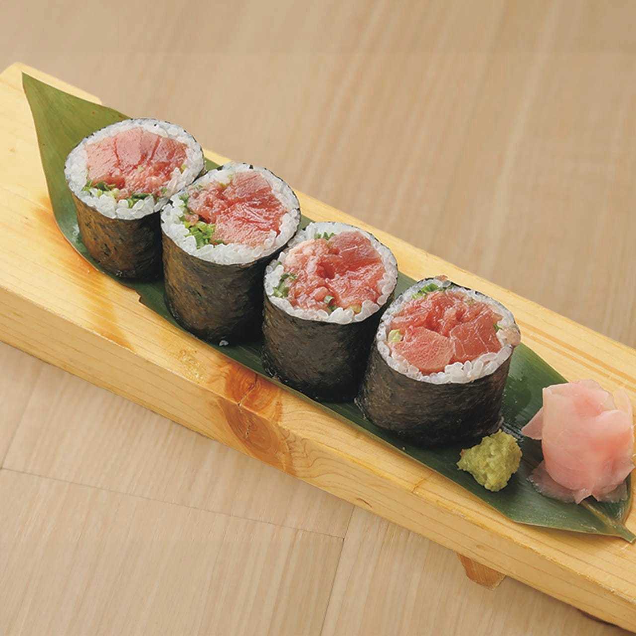 Bluefin tuna rolled in tuna sashimi
