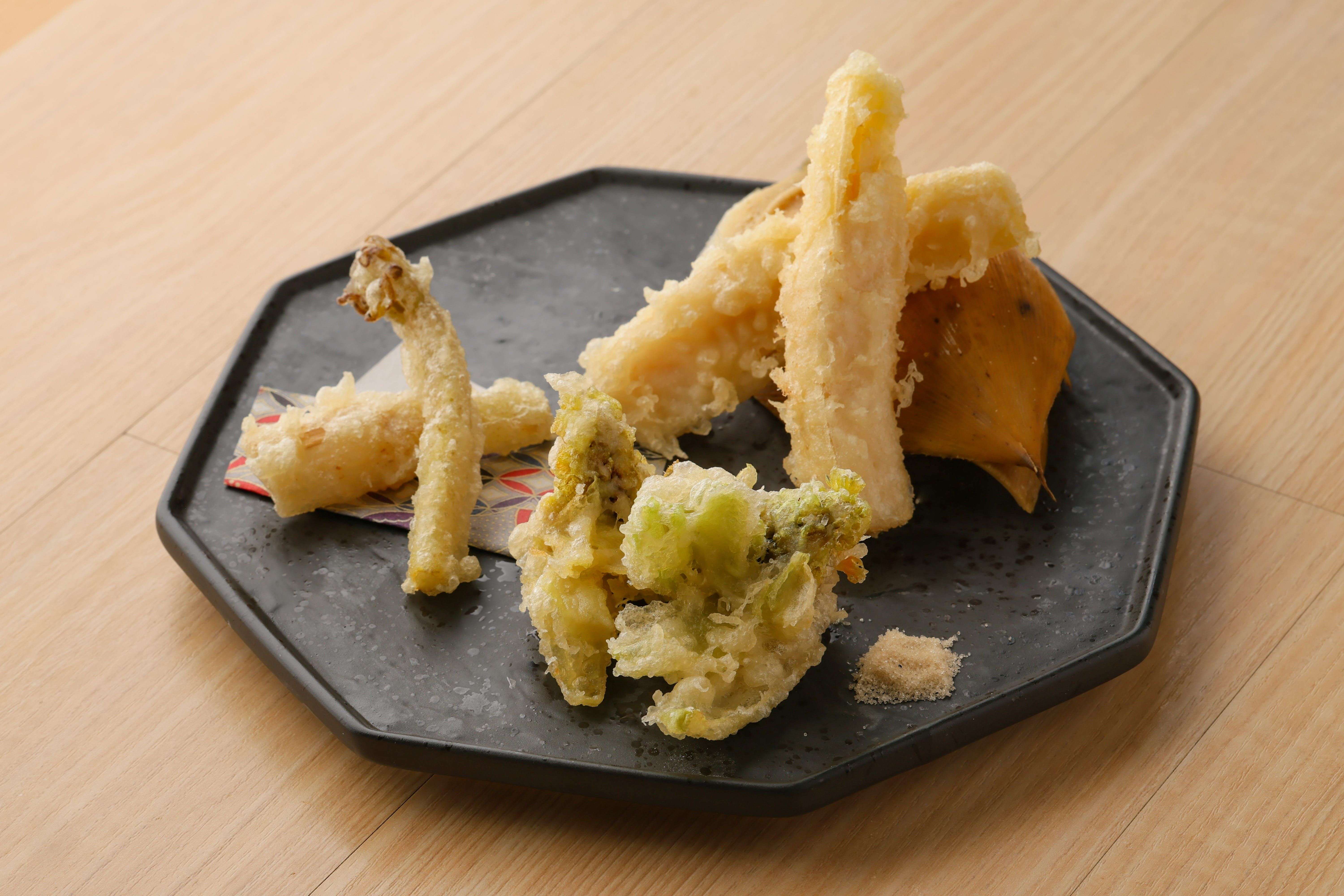 筍　蕗の薹　独活　天麩羅盛り合わせ