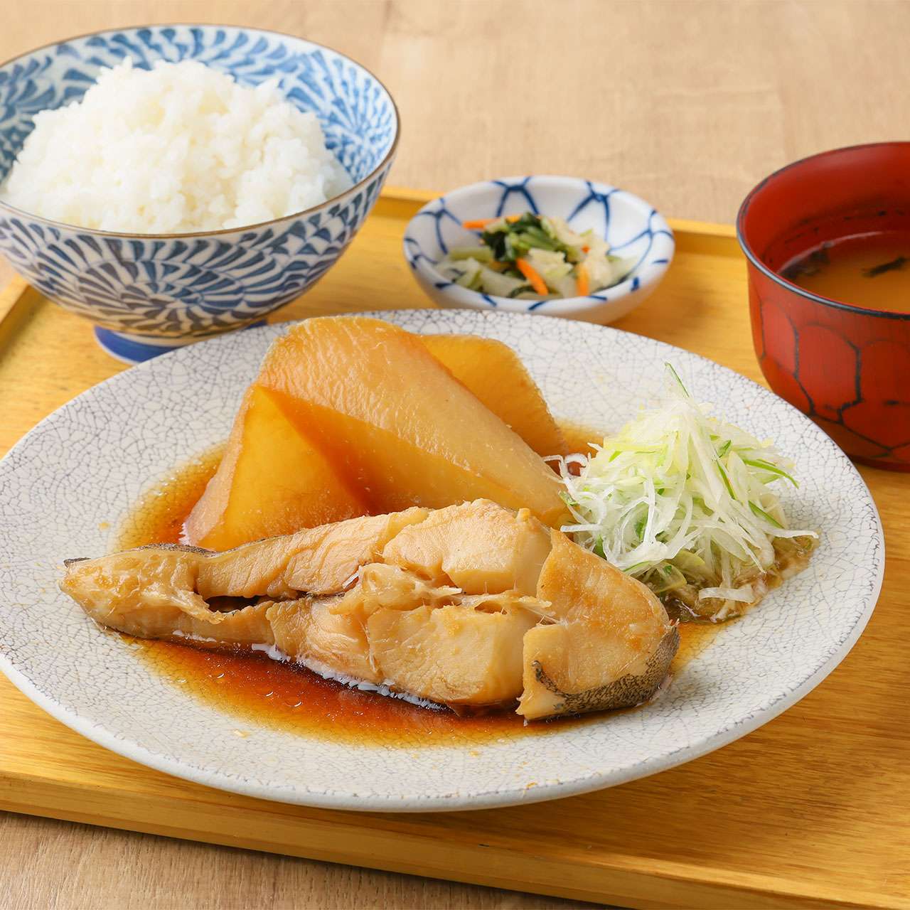 カレイの煮つけ定食