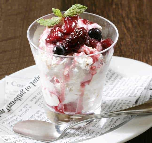 Seasonal cold dessert: Semifrette