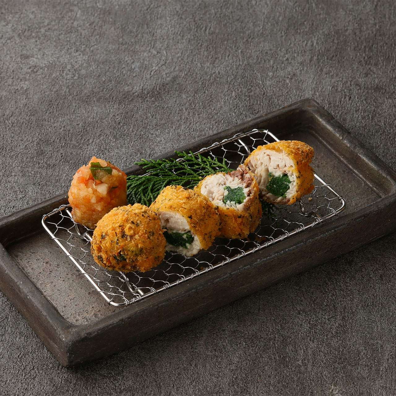 ブリカツ　トマトおろし