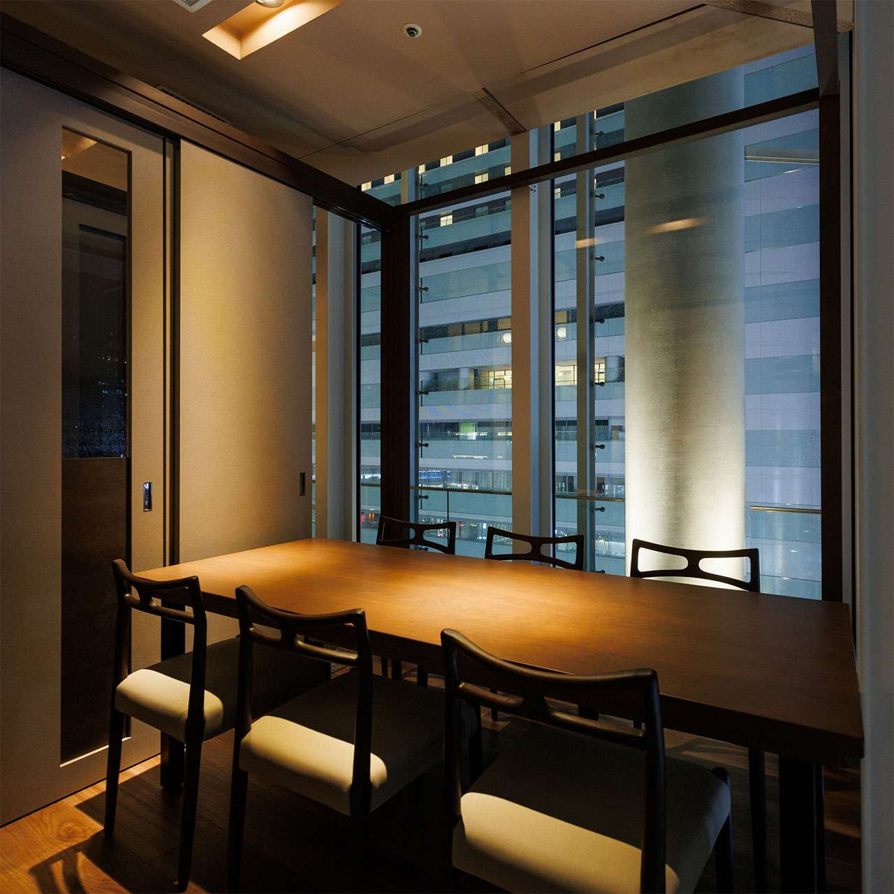 【テーブル完全個室　小人数4〜6名様　接待/宴席/夜景◎プレミアム】