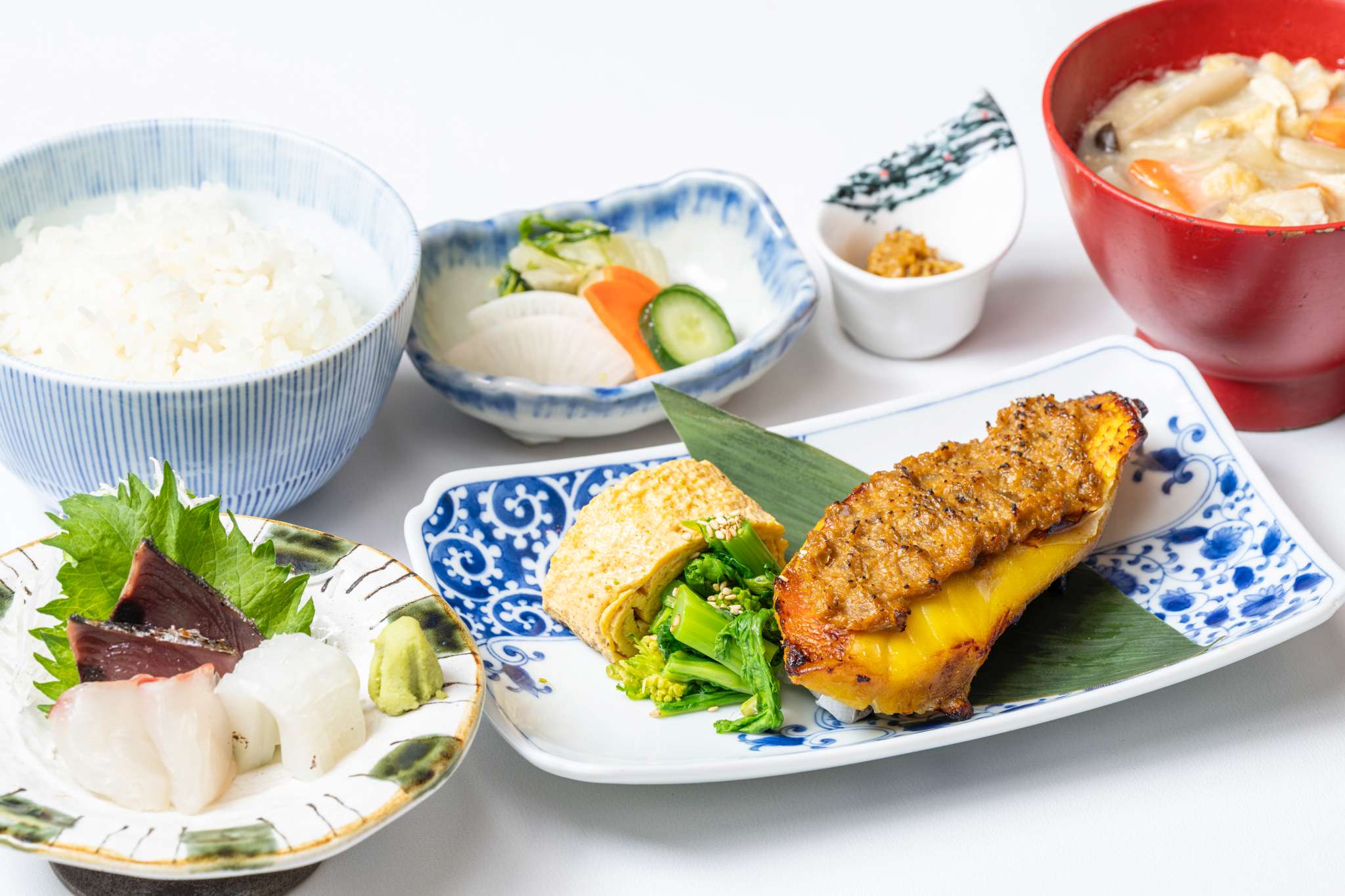 週替り魚と刺身盛り合わせ
