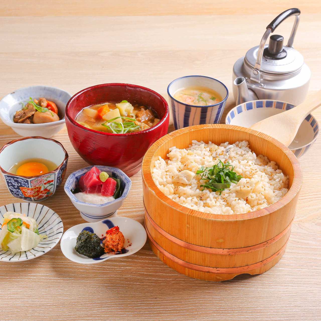 鯛めしどろぼう膳　（鯛めし食べ放題つき）